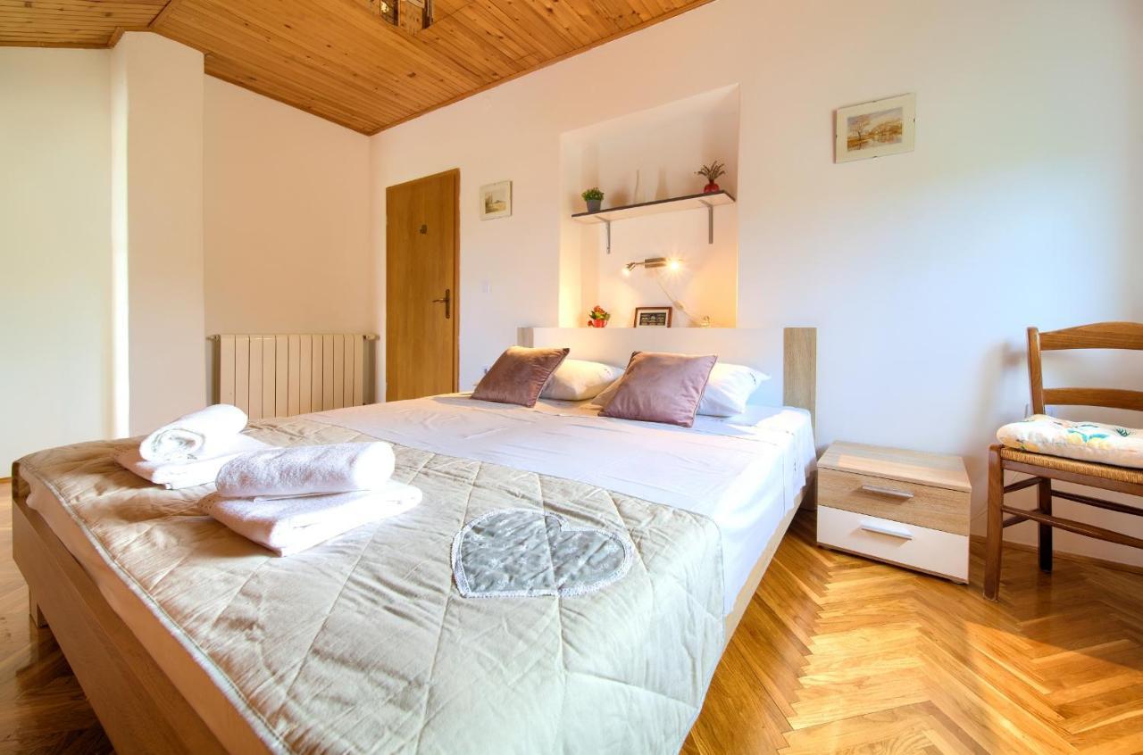 Apartment Lipovac Malinska Eksteriør billede